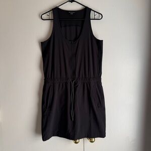 Athleta Black Expedition Dress Women’s Size 8 Outdoor Hiking Skort Pockets